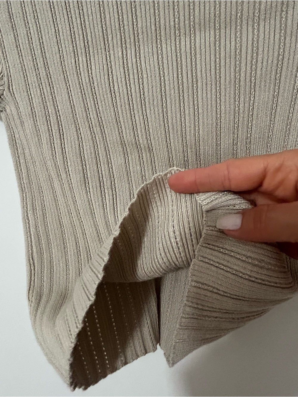 Pink Rose Beige Ribbed V-Neck Short Sleeve Top - Picture 5 of 5